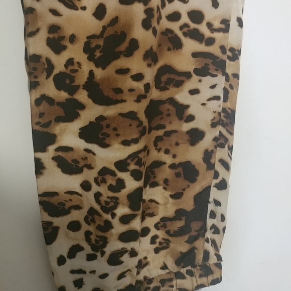 Leopard 🐆 draw string jogger style comfy pants - Picture 6 of 8